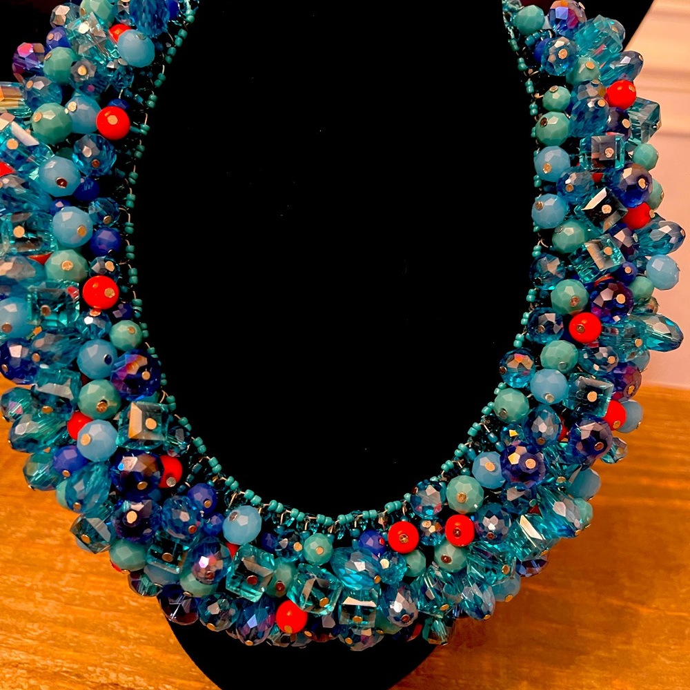 Rochinda Teal Mixed Bib